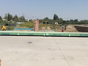 河南(新密)瑞腾塑胶100吨地磅