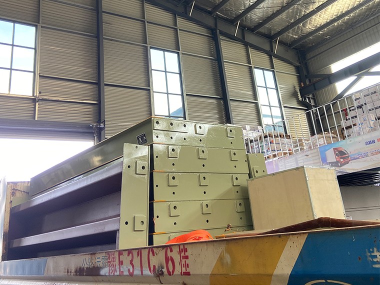 华美高矿业出口6