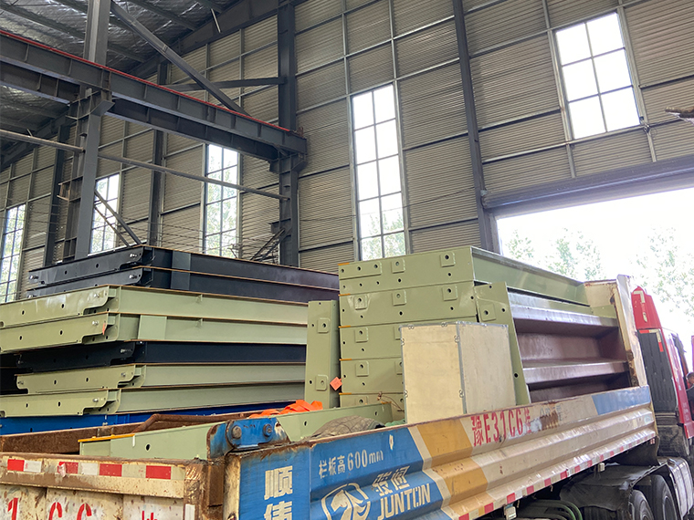 华美高矿业出口5